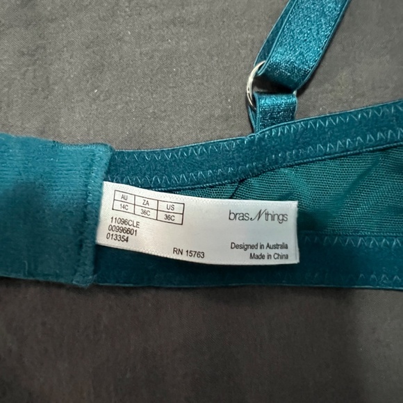 Teal Bra - Picture 4 of 4